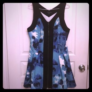 Beautiful spring dress to brighten up your day!!